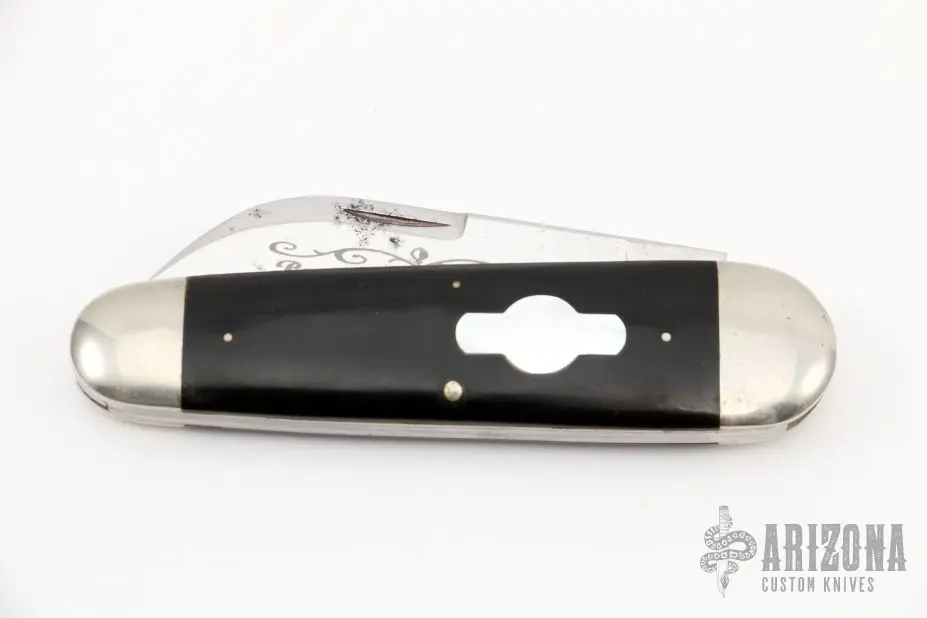 Presidents Choice Wildcatter Knife - Buffalo Horn And MOP #37/400 5 Presidents Choice Wildcatter Knife - Buffalo Horn And MOP #37/400 - Image 3