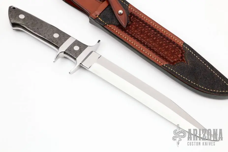 Loveless Style Big Bear Sub-Hilt - Carbon Fiber 4 Loveless Style Big Bear Sub-Hilt - Carbon Fiber - Image 2