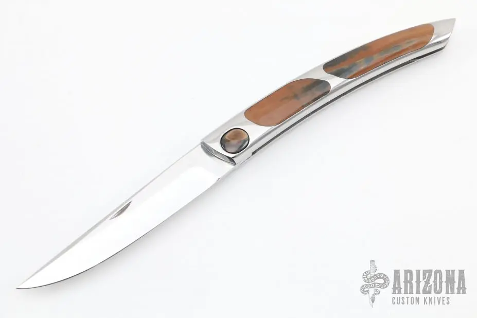 Button Lock Folder - Mammoth Ivory 3 Button Lock Folder - Mammoth Ivory