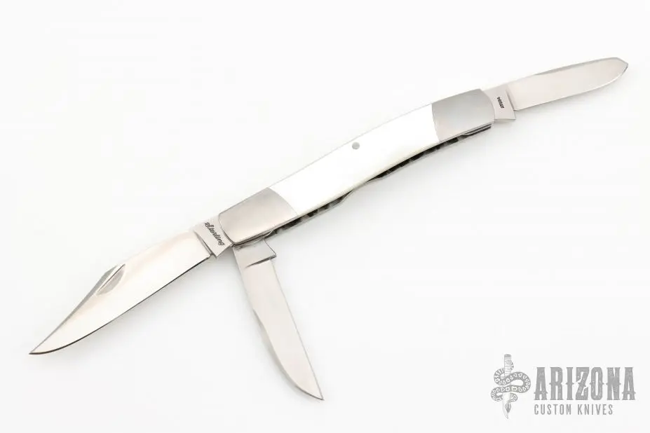 3-Blade Serpentine - Mother Of Pearl 3 3-Blade Serpentine - Mother Of Pearl